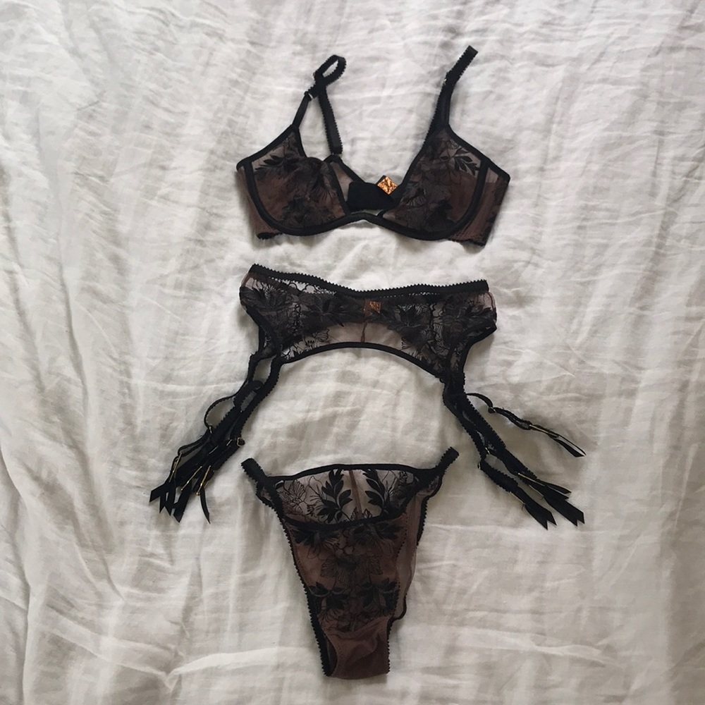 Brown Lace Lingerie Set